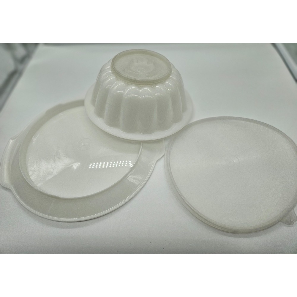 Tupperware‎ Jel-N-Serve Vintage White Gelatin Mold Set 620 3 Piece Tulip Design